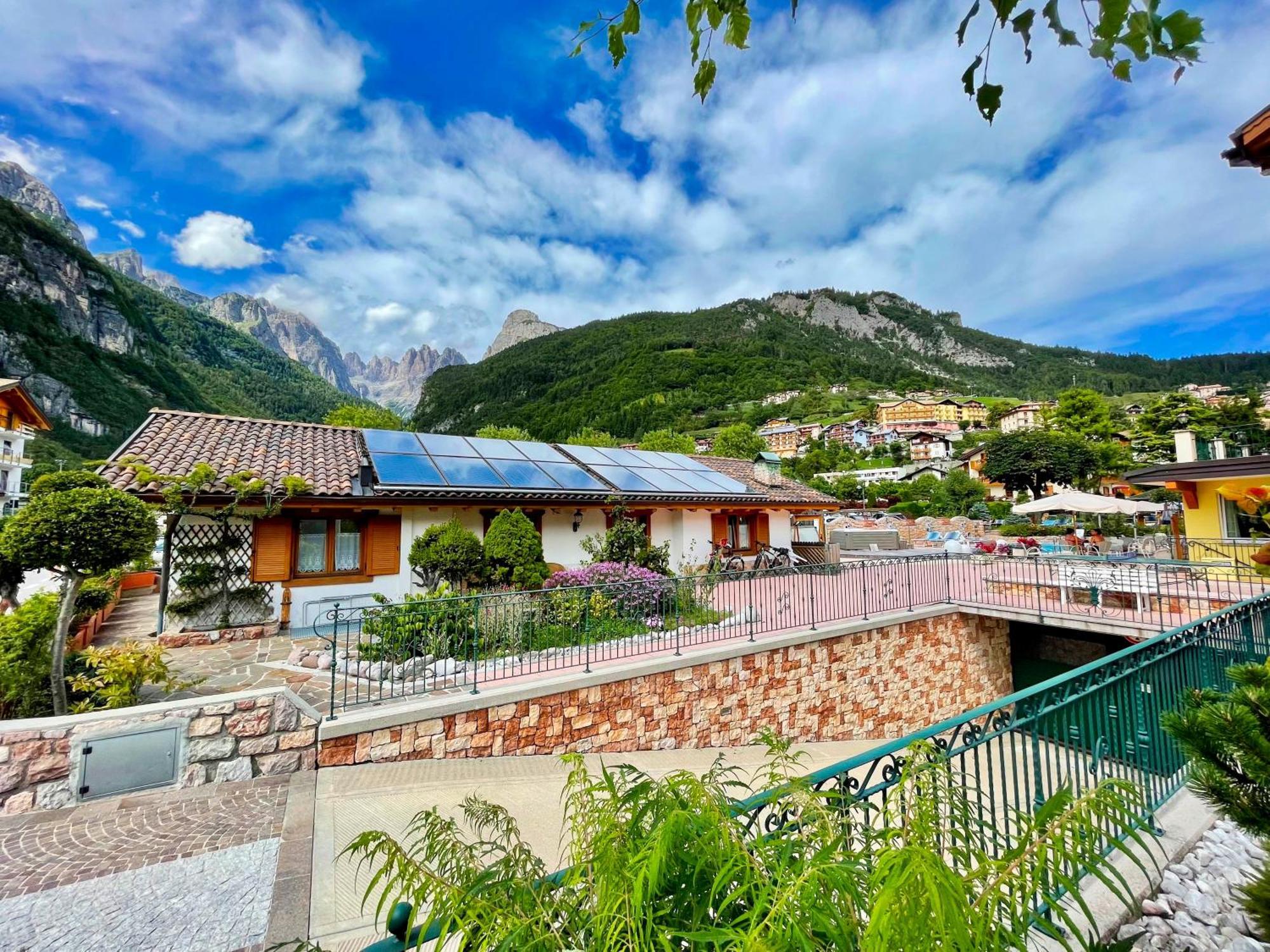 Chalet Al Lago Molveno Exterior foto